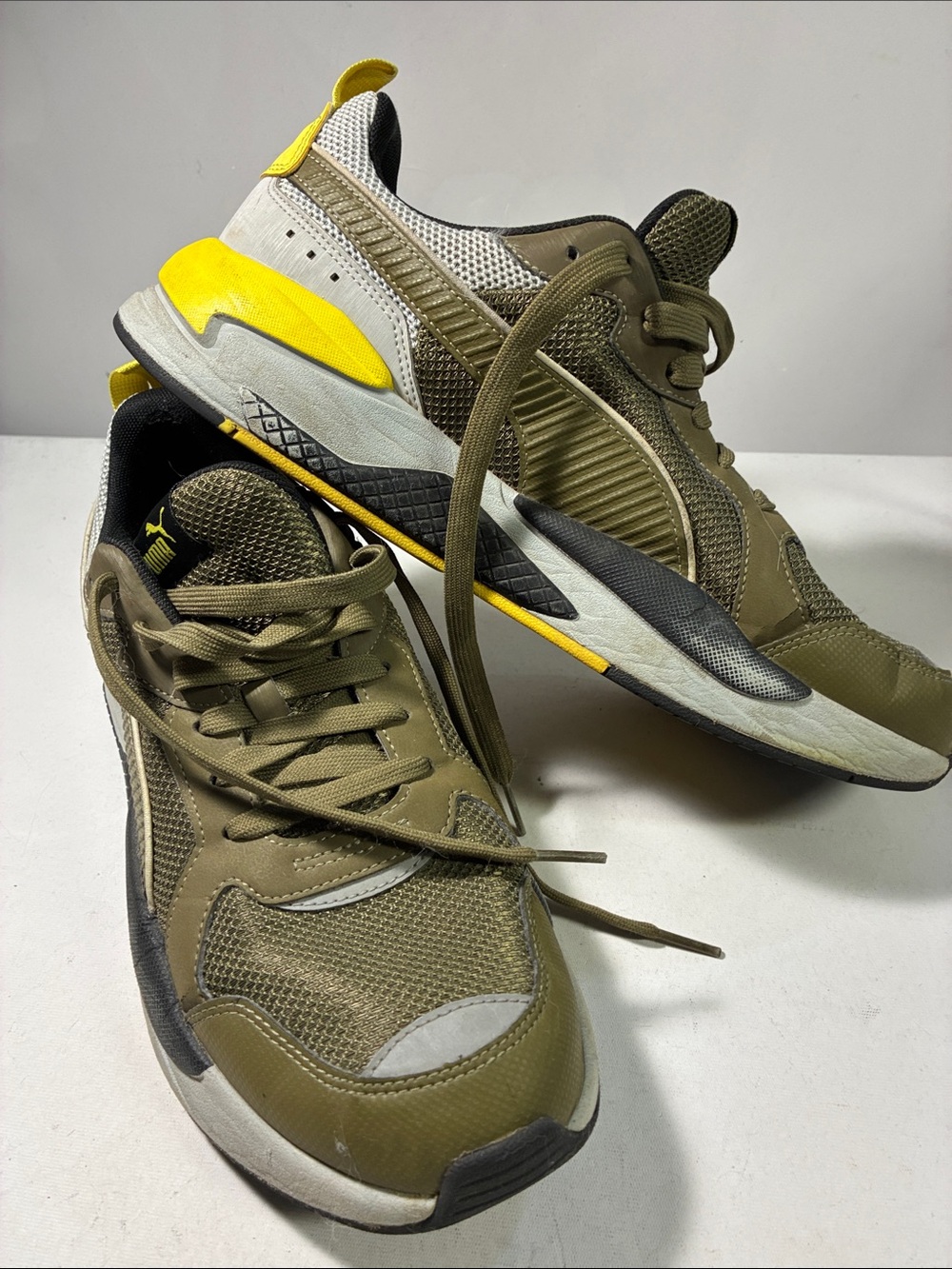 Puma Men's Olive and Yellow Athletic Sneakers